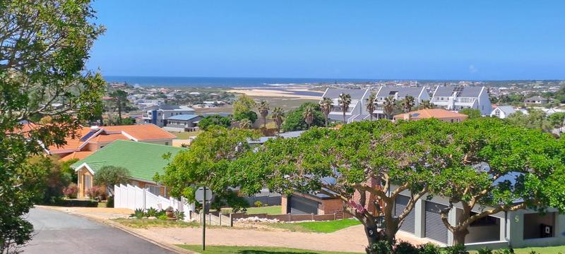 4 Bedroom Property for Sale in Stilbaai Wes Western Cape